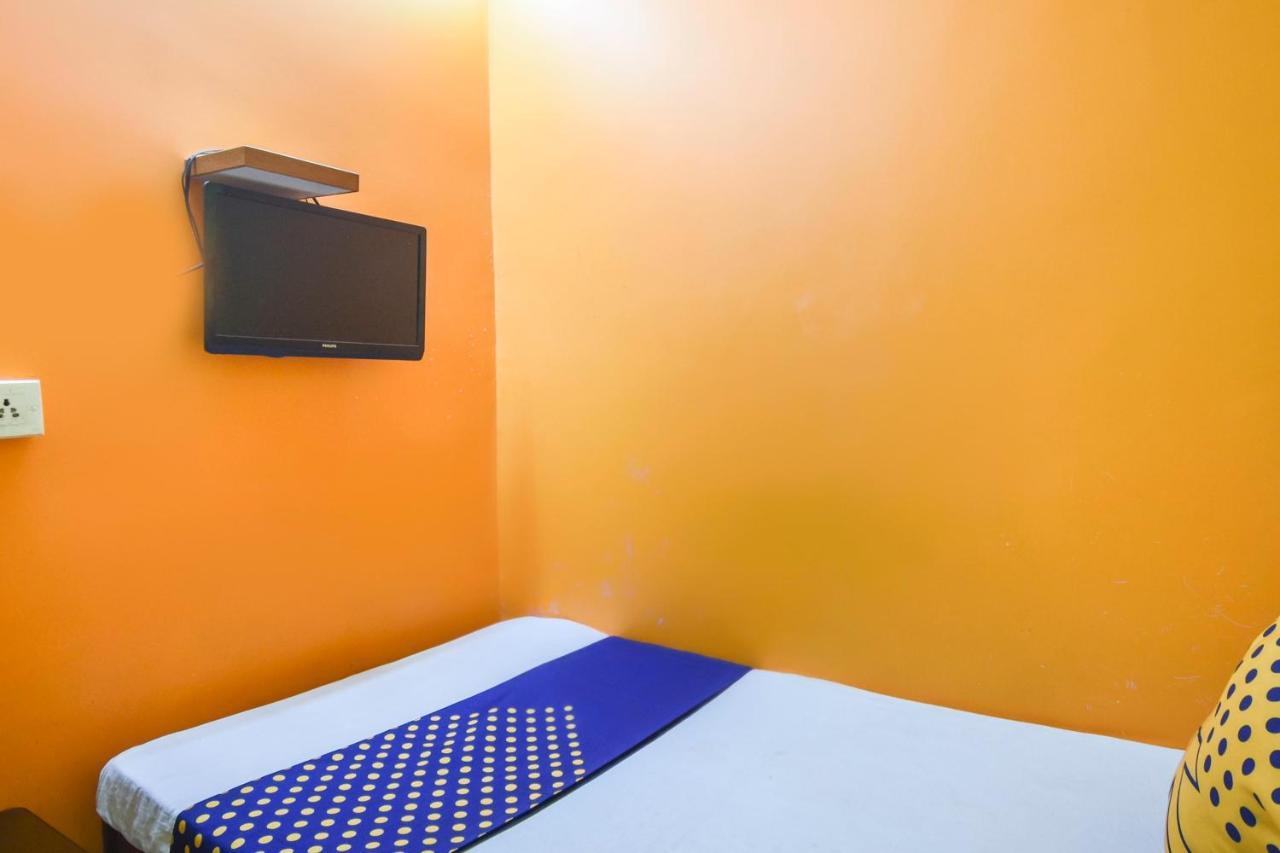 Spot On 69078 New Maa Tara Guest House Kolkata Exterior photo